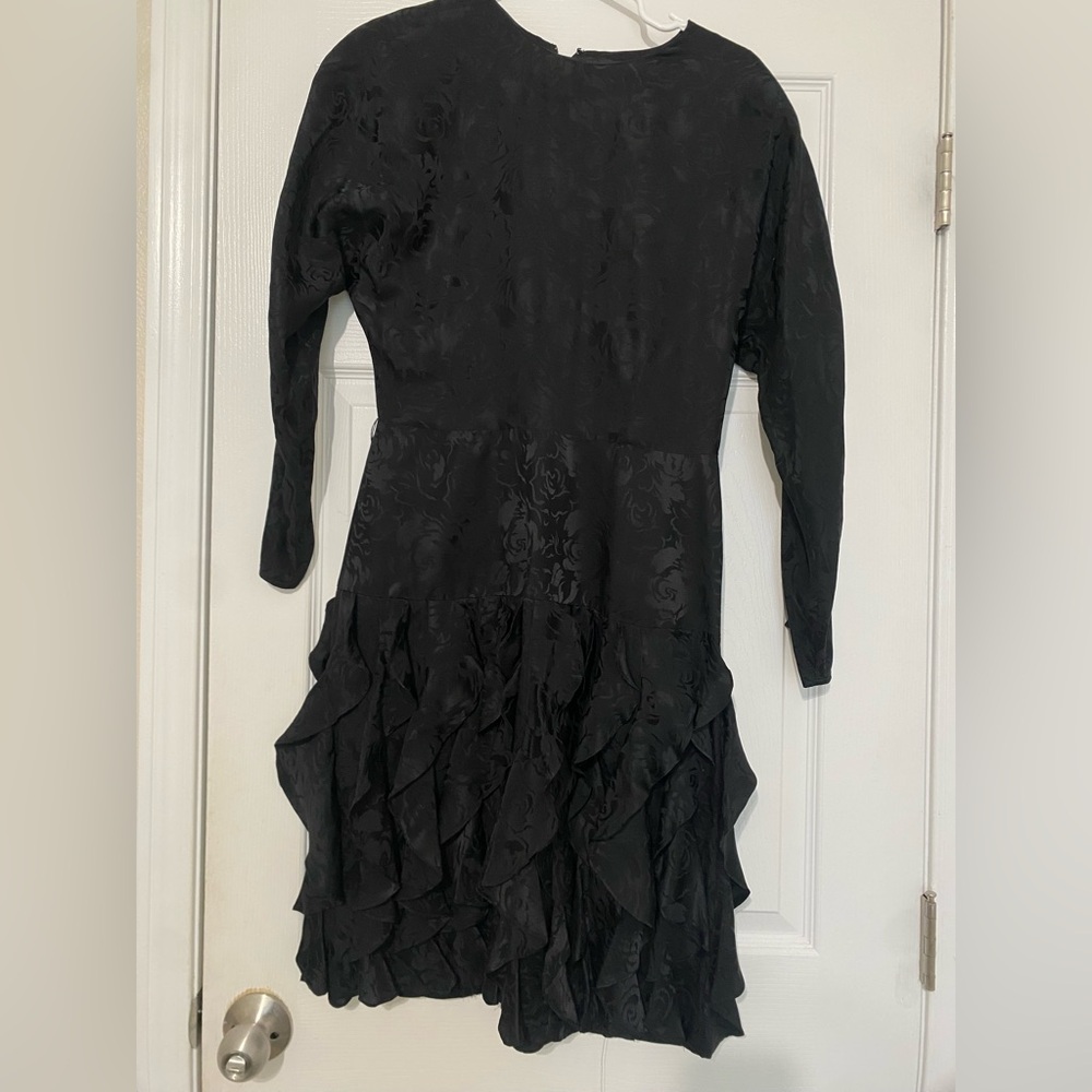Vintage Women’s PointOfViewCollection Floral Long Sleeve Black Ruffled Dress 10